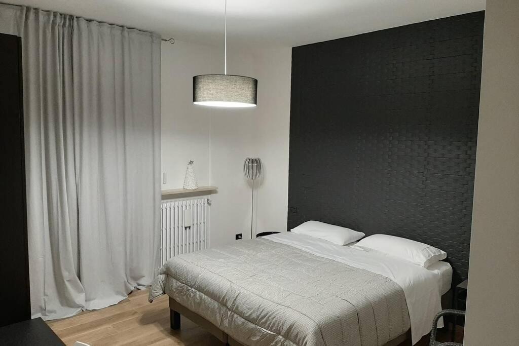 ヴェローナAppa49 Vicino Ospedale Borgo Roma, Fiera E Univrアパートメント エクステリア 写真