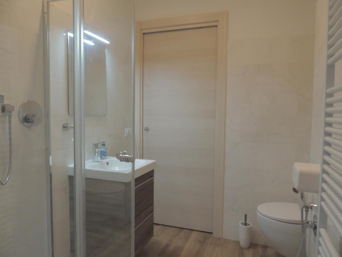 ヴェローナAppa49 Vicino Ospedale Borgo Roma, Fiera E Univrアパートメント エクステリア 写真