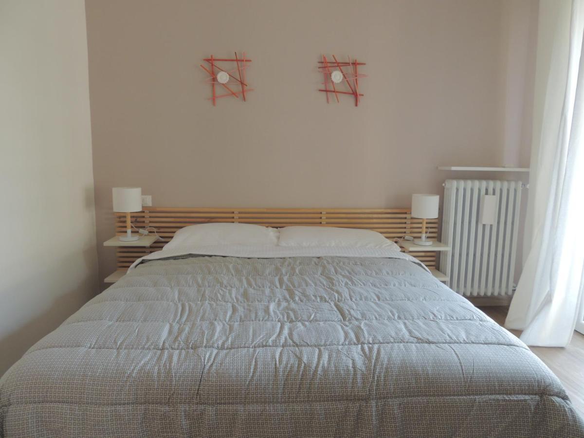 ヴェローナAppa49 Vicino Ospedale Borgo Roma, Fiera E Univrアパートメント エクステリア 写真