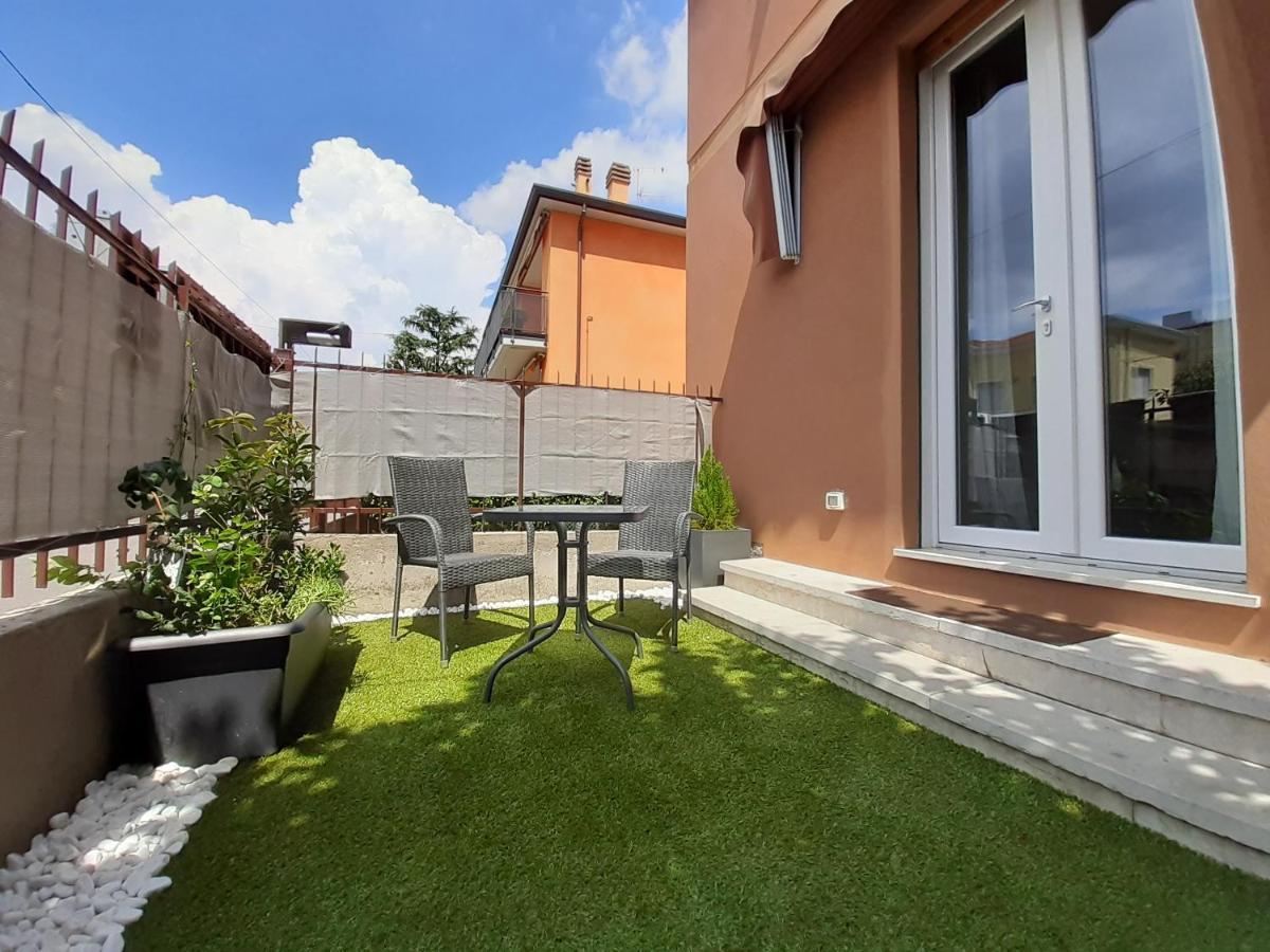ヴェローナAppa49 Vicino Ospedale Borgo Roma, Fiera E Univrアパートメント エクステリア 写真